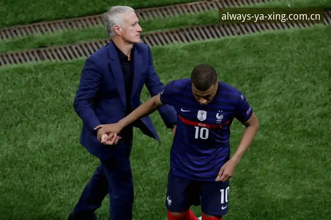 法国队2-0拿下伊拉克，德尚赛后表态信息量挺大，登贝莱状态回升值得玩味